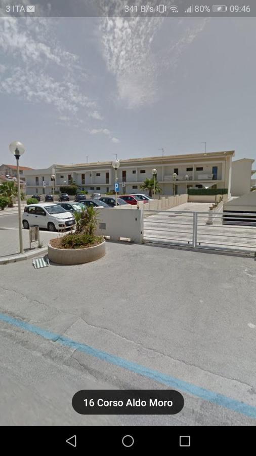 Bilocale A 2 Passi Dal Mare Di Montalbano Vila Punta Secca Exterior foto